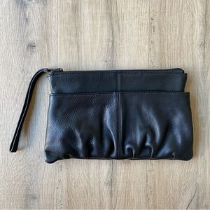 Levi’s Vintage 6.5x10.5 Black Leather Wristlet Clutch